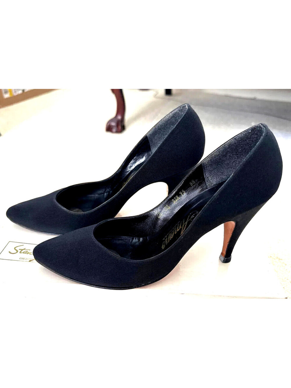 Amano Italy Black Satin Pointed Toe Pumps Vintage Dress Heels 6.5